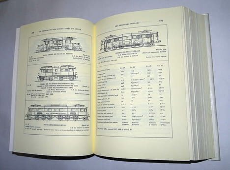 LES CHEMINS DE FER SUISSES APRÈS UN SIÈCLE 1847-1947. Mis à jour au moment de la parution de chaque volume.. PASCHOUD Maurice et THIESSING René, sous ...