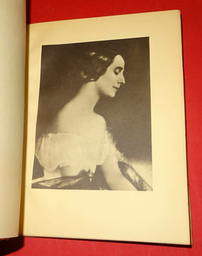 ANNA PAVLOVA. LEVINSON