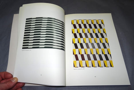 Jesus Rafael SOTO, RÉTROSPECTIVE.
Catalogue de l'exposition au Centre d'Art Contemporain de Meymac, 1992.. undefined