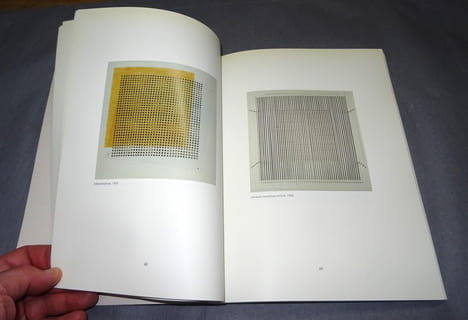 Jesus Rafael SOTO, RÉTROSPECTIVE.
Catalogue de l'exposition au Centre d'Art Contemporain de Meymac, 1992.. undefined