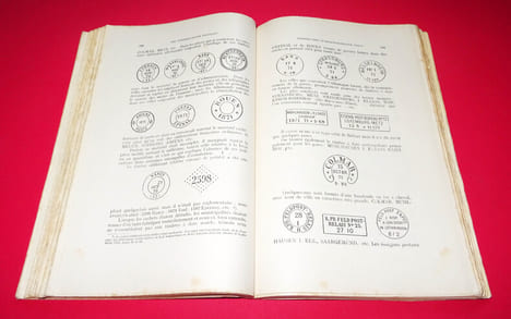 HISTOIRE DES TIMBRES-POSTE FRANÇAIS - Édition du Centenaire
entièrement revue et corrigée, avec introduction, des notes et des commentaires par ...