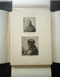 Les Eaux-Fortes authentiques de REMBRANDT.
La vie et l'œuvre du maître.
La technique des pièces principales.
Catalogue chronologique des eaux-fortes authentiques et des états de la main de Rembrandt.