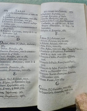 Table géographique et topographique, des noms latins et françois des Provinces, Villes, Bourgs, Villages & autres endroits, dont il est fait mention ...