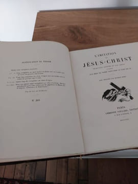 L'imitation de Jésus-Christ. Traduction anonyme du XVIIe siècle honorée d'un bref de Notre Saint-Père le pape Pie IX. Bois dessinés par Maurice ...