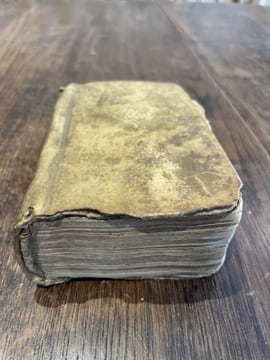Introduction à la vie dévote de Saint François de Sales, evesque et prince de Genève... Nouvelle édition sur la copie que l'autheur avant son decez, ...