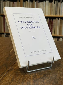 C'est Gradiva qui vous appelle.. ROBBE-GRILLET (Alain).