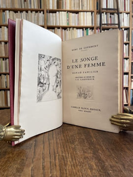 Le Songe d'une femme. Roman familier. . GOURMONT (Remy de).