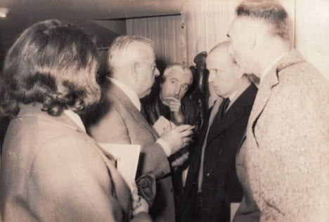 Portrait photographique des frères Prévert et Michel Leiris par N. Mandel. . PREVERT].