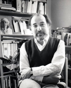 Portrait photographique par Bruno de Monès. . BEN JELLOUN (Tahar).