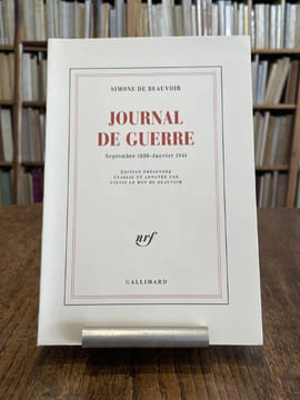 Journal de guerre (septembre 1939 - janvier 1941). Edition présentée, établie et annotée par Sylvie Le Bon de Beauvoir.. BEAUVOIR (Simone de).