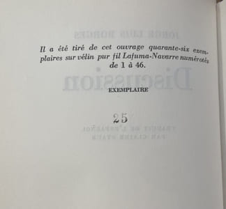 Discussion. Traduit de l'espagnol par Claire Staub.