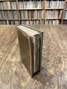 Abrégé des antiquités romaines, pour l'utilité des jeunes gens qui étudient les auteurs latins et l'histoire de Rome. Nouvelle édition revue et ...