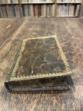 Abrégé des antiquités romaines, pour l'utilité des jeunes gens qui étudient les auteurs latins et l'histoire de Rome. Nouvelle édition revue et ...