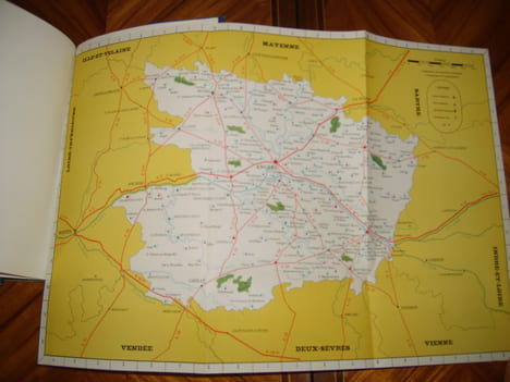 Les curiosités touristiques de la France : Loiret, Loir-et-Cher, Indre-et-Loire, Maine-et-Loire.. SEGOGNE (Henry de)