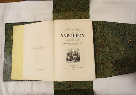 Histoire populaire, anecdotique et pittoresque de Napoléon et de la grande armée.. SAINT-HILAIRE (Émile Marco de).