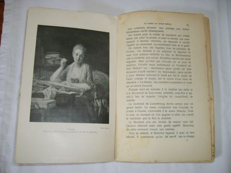 La vie parisienne au XVIIIe siècle. Conférences du Musée Carnavalet (1928).. undefined