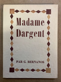 Madame Dargent avec un portrait de Ernest Hubert