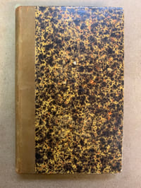 Paris en Amérique par Louis Lefebvre. Parisien de la Société des Contribuables de France et des Administrés de Paris etc.. Vingt-quatrième édition * Paris * Charpentier. Libraire-Editeur * 1869 * Relié, demi-basane fauve, dos orné de quadruple filets dorés, plats et gardes de papier marbré, tranches mouchetées, reliure d’époque, in-12 (17,5x11cm) de 2ff.-392 pages
Derrière ce roman satirique, roman aussi utopique sociale se cache un homme politique qui marqua de son action les relations entre la France et les Etats-Unis et joua un rôle impor-tant de la vie intellectuelle et de la vie politique de la France entre 1848 et 1883. Voir l’important article dans Persée : de Henri Wallon « Notice sur la vie et les travaux de Edouard-René Lefebvre-Laboulaye du 18 novembre 1887. Bon exemplaire