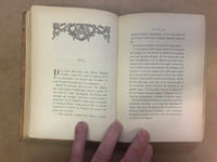 La gloire de Don Ramire. Une vie au temps de Philippe II. Traduit de l’espagnol par Rémy de GOURMONT. Portrait de l’auteur gravé par P.E.Vibert