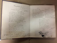 Livre de présent. Hôpital Sainte-Marguerite 1914-1916. Souvenir à Mlle de Laroche. Manuscrit daté jusqu'en 1919