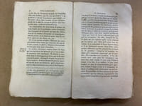 Précis élémentaire de physiologie. Tome premier Contenant les Notions préliminaires, l’histoire de la Vue, de l’Ouie, de l’Odorat, du Goût, du Toucher ; celle de l’Intelligence, de l’Instinct, des Passions, de la Voix, des Attitudes et des Mouvemens. Tome second Contenant l’Histoire des Fonctions nutritives et de la Génération, etc…