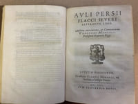 Satyrae, Cum antiquissimis commentariis qui Cornuto tribuuntur, collatis cum veteribus membranis, & auctis. Eliae Vineti Praefatio & Annotationes in easdem. P. Pithoei IC variae lectiones & notae ad veteres glossas. Theodori Marcilii Professoris Eloquentiae Regii Emendationes & Commentarius. Accesserunt Indices rerum & verborum quae in satyris & commentariis 