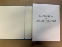 La chanson de l’oiseau étranger et autres contes. Illustrations de Chapelain Midy interprétées en gravure sur bois par Guy Descouens