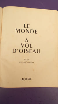 LE MONDE A VOL D'OISEAU