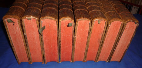 HISTOIRE ROMAINE DEPUIS LA FONDATION DE ROME JUSQU'A LA BATAILLE D'ACTIUM : C'est à dire jusqu'à la fin de la république. ROLLIN et CREVIER