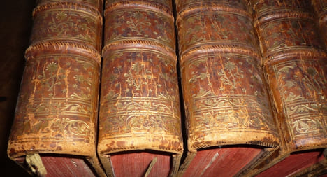 HISTOIRE ANCIENNE DES EGYPTIENS, DES CARTHAGINOIS, DES ASSYRIENS, DES BABYLONIENS, DES MEDES, DES PERSES, DES MACEDONIENS, DES GRECS.
. ROLLIN