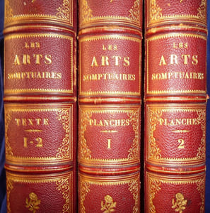 LES ARTS SOMPTUAIRES
Histoire du costume et de l'ameublement et des arts et industries qui s'y rattachent
