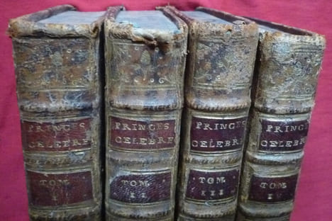 Les princes célèbres qui ont régné dans le monde
depuis l'origine des monarchies et des empires jusqu'à nos jours. P.A. Alletz (atribué à )