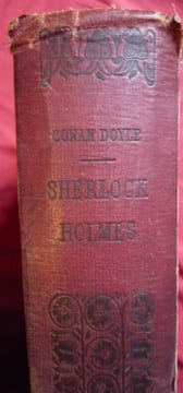 Sherlock Holmes
Peter Le Noir- les six Napoléon - Le pince nez d'or - Le champion qui manque - L'entrepeneur de Norwood - Les danseurs- Aventures ...