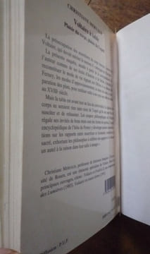 Voltaire à table. Christiane MERVAUD