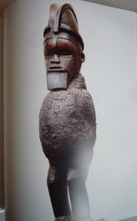 BATEKE
PEINTRES ET SCULPTEURS D'AFRIQUE CENTRALE