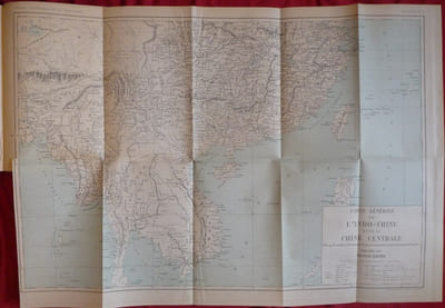 Voyage d’exploration en INDO-CHINE
effectué par une commission française, présidée par le Capitaine de frégate Doudart de Lagrée.
