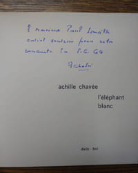 L'éléphant blanc. 