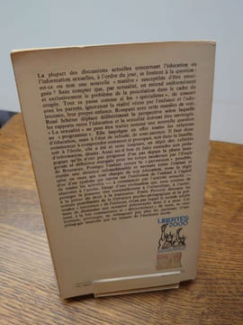 Émile perverti ou des rapports entre l'éducation et la sexualité. . RENE SCHERER.
