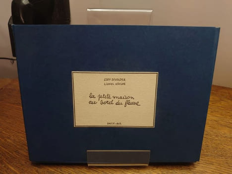 La petite maison au bord du fleuve. . DEVOLDER Eddy et VINCHE Lionel.