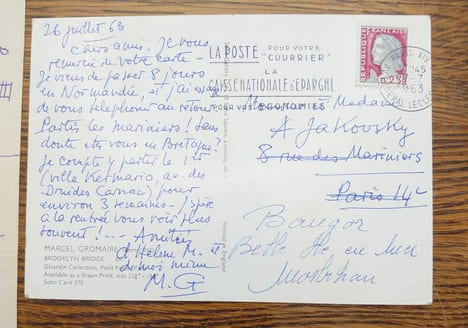 Ensemble de trois documents. Dessins. Autographes. - Un feuillet autographe signée avec dessin, adressée à Anatole Jakovsky, acrostiche à partir du ...