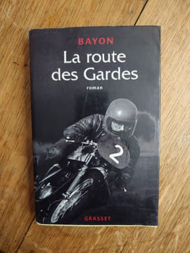 La route des Gardes. . BAYON.