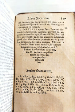 Aristotelis stragiritae libri omnes,quibus tota Moralis Philosophia,quae ad formandos mores tum singulorum,tum familiae,tum ...