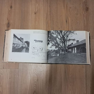 Norwegian Architecture throughout the Ages. COLLECTIF