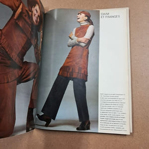 L'Officiel #557-558 : Exceptionnel. Les collections d'hiver 1969 en couleurs