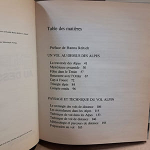 En planeur au dessus des Alpes