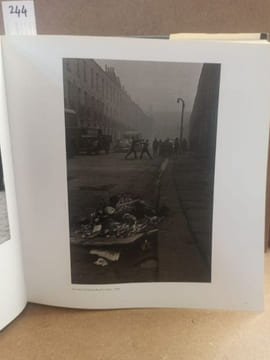 Don McCullin. McCULLIN, Don