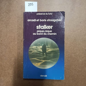 Stalker. Pique-nique au bord du chemin