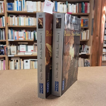 Perdido Street Station (2 volumes). MIEVILLE, China