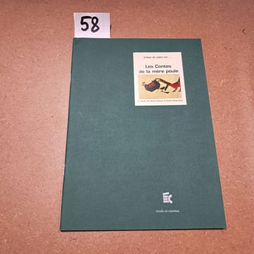 Cahier de notes sur Les Contes de la mère poule (F. Torabi, M. Ahadi Sarkani, V. Fard-e-Moghadam). Cahier de notes sur...