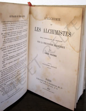 L'ALCHIMIE ET LES ALCHIMISTES.. FIGUIER - Louis